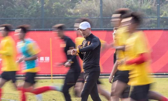 粤语中字无删减在线播放